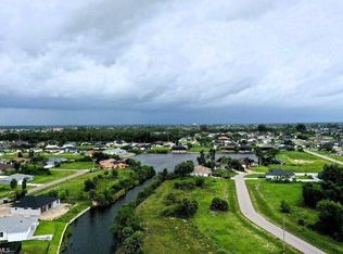 921 SW 4th Ter, Cape Coral, FL 33991