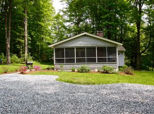 14 Westdale Rd, Stockbridge, MA 01262