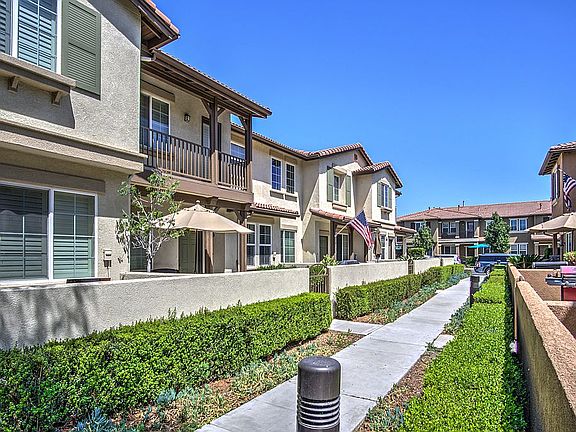 2nd image of 365 W Mountain Holly Ave