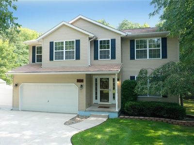 6033 Collins Rd, Mentor, OH, 44060