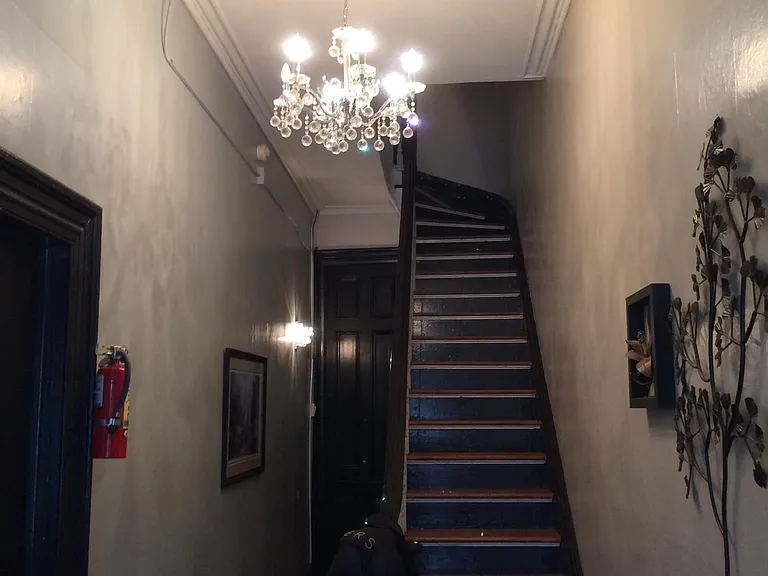 Hallway leading to apartment