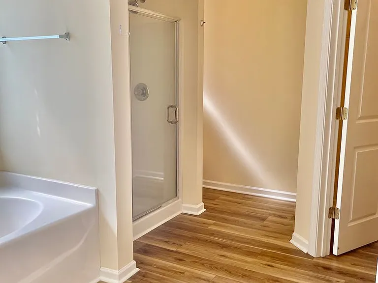373 Southgate Dr — Photo 21