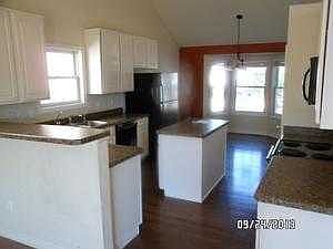 4th image of 559 Slate Ln