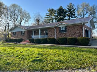 2160 County Road 1200 E, Carmi, IL 62821