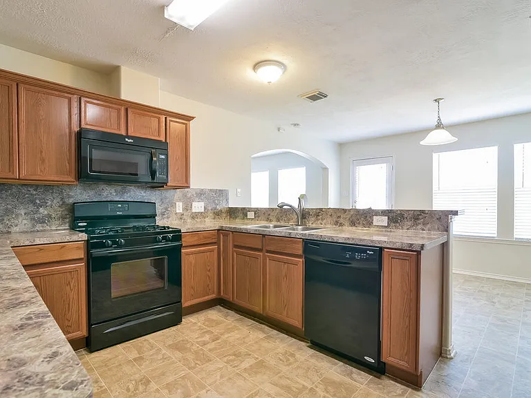 16347 Bantam Ridge Ct — Photo 15