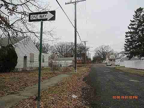 18713 Caldwell
