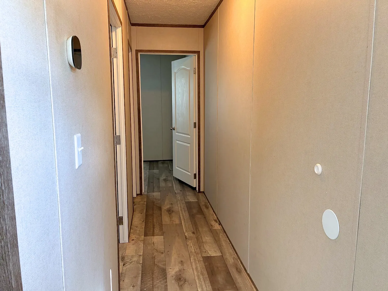 3 bed, 2.0 bath, 1216 sqft, $1,253 — Photo 4