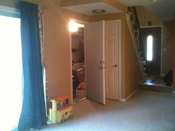 Bright foyer , Garage access