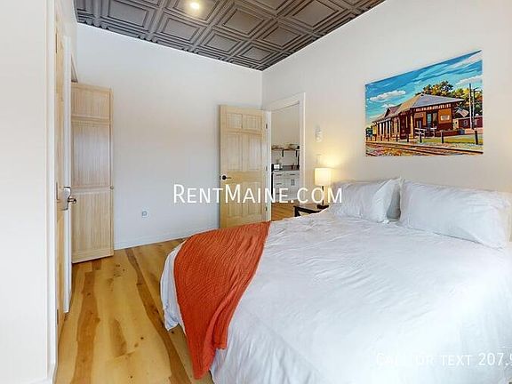 5th image of 113 N Lancey St Unit 205