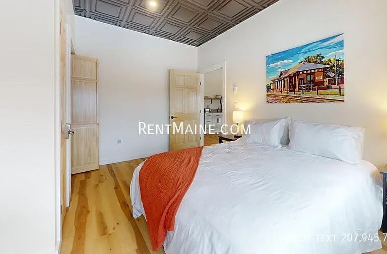 113 N Lancey St #205 — Photo 5
