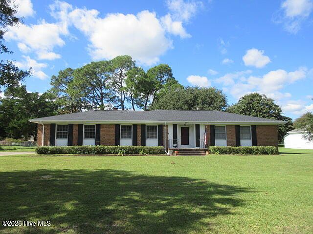 1st image of 2211 North Road