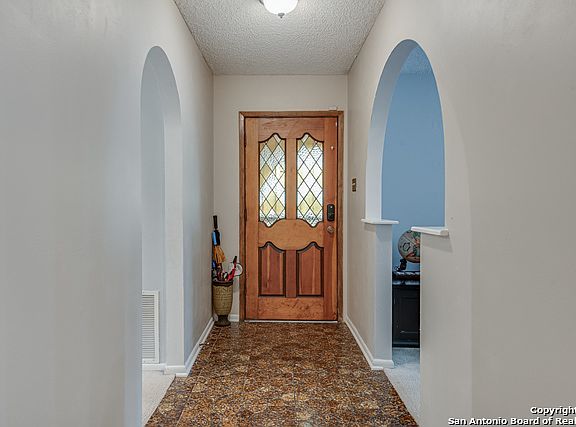 4th image of 3431 Hopecrest St