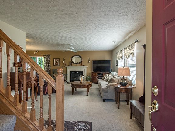 3rd image of 6152 Nasby Dr