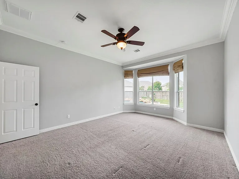 5430 Tyler Park Ln — Photo 15