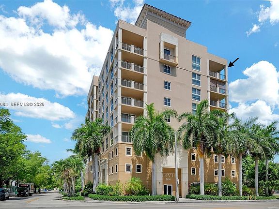 4th image of 2650 SW 37th Ave APT 901