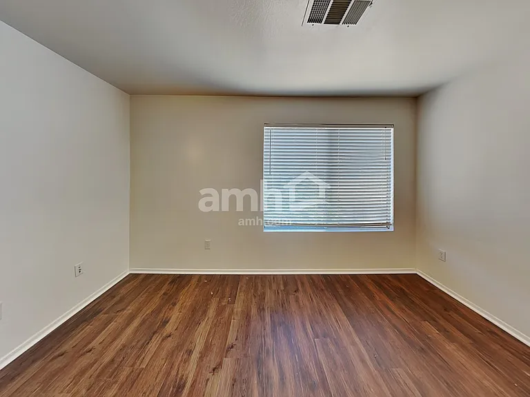 4242 E Baylor Ln — Photo 18