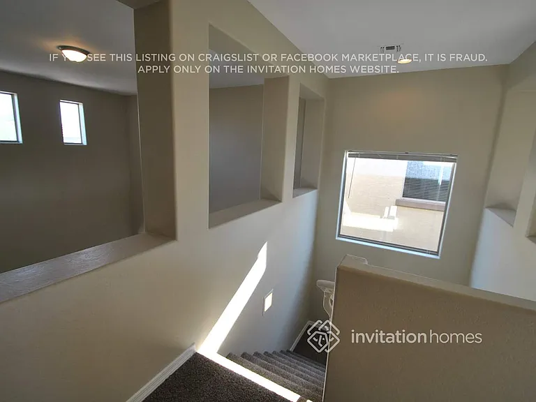 29357 N 67th Dr — Photo 7