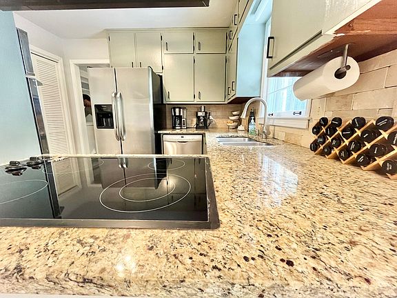 4th image of 3154 Barkside Ct