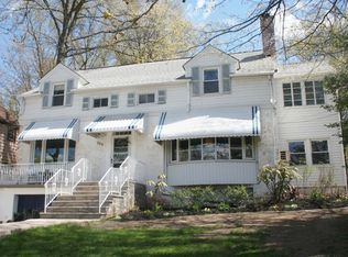 705 Larch Ave, Teaneck, NJ