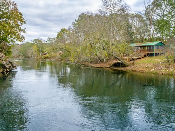 1137 Reynolds Bridge Rd, Benton, TN 37307