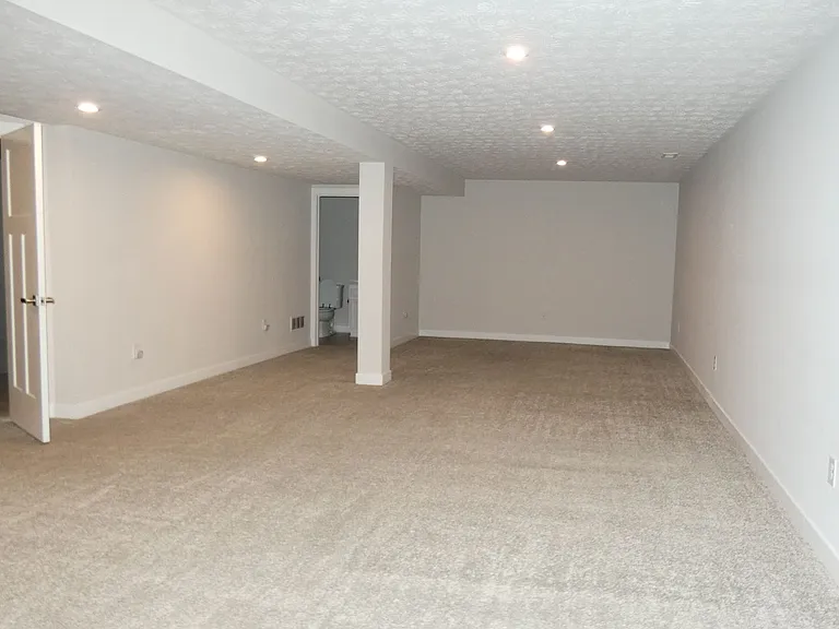 417 Sydney Dr — Photo 19