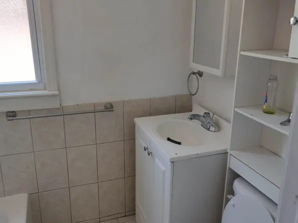 33 Julius St APT 2, Hartford, CT 06114