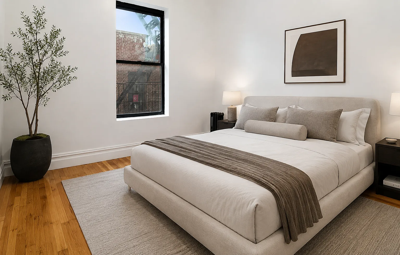 331 West 16th Street — Photo 3