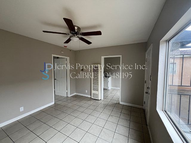 1st image of 5425 Maywood Ave #C