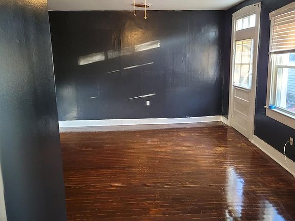 2nd image of 7137 Vermont Ave