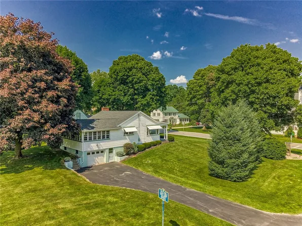 403 Washington St, Spencerport, NY 14559