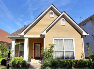 1079 River Isle Dr, Memphis, TN 38103