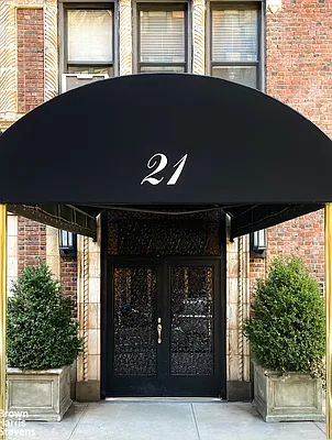 Sold by Brown Harris Stevens | media 23