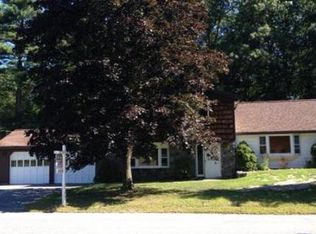 5 Dupras Rd, Tyngsboro, MA 01879