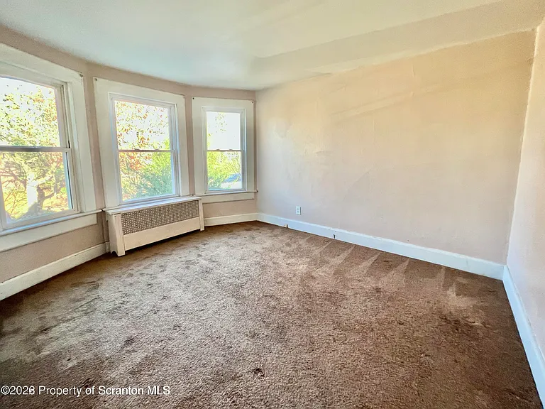 608 Taylor Ave — Photo 23