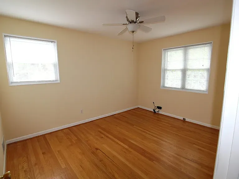 826 20th St S #2 — Photo 13