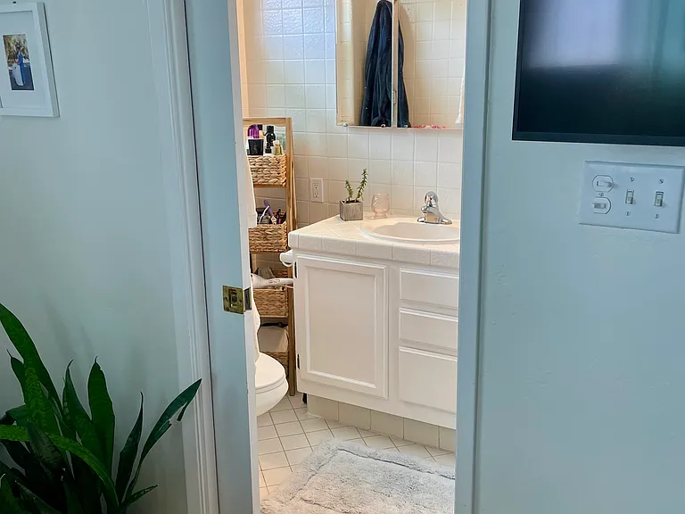 970 Tarento Dr — Photo 10
