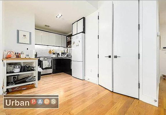 2nd image of 591 Ocean Pkwy #8C