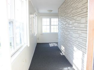 48 William St, Plains, PA 18705