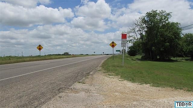 2nd image of 3971 E Highway 190