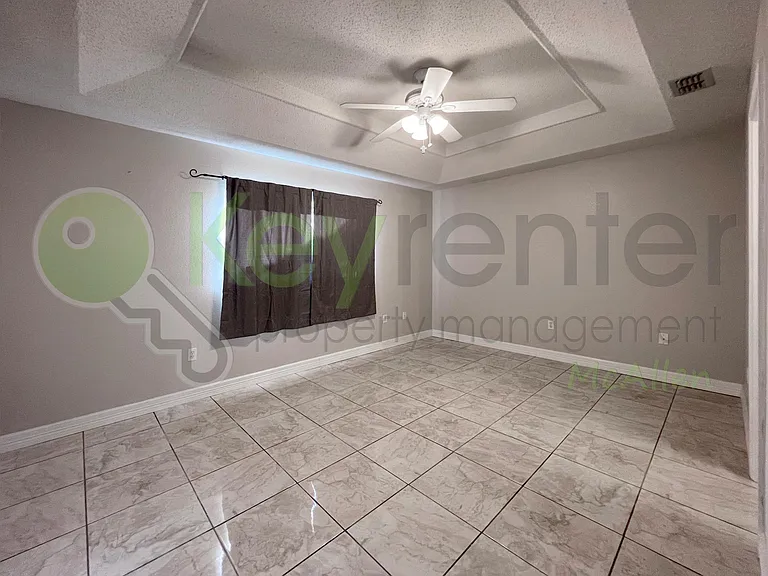1204 E Rio Vista Ave — Photo 17