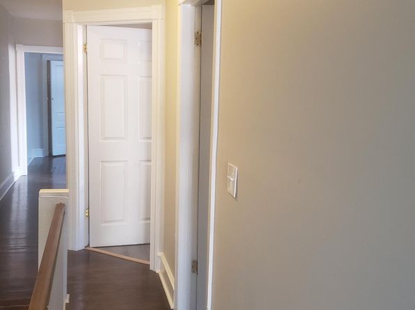 1506 N Van Buren St APT 2