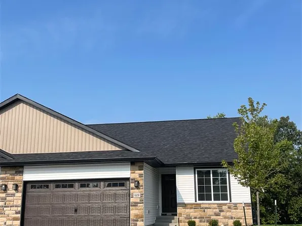 128 Buysse Ln, West Liberty, IA 52776