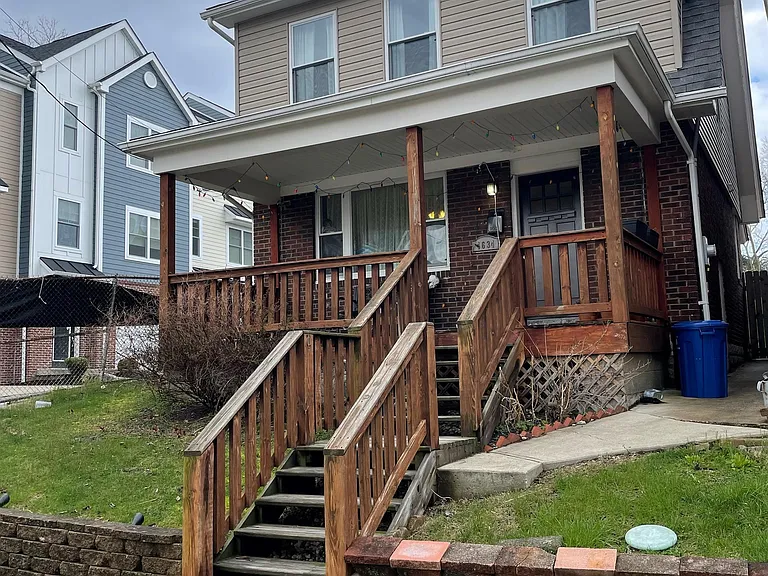 4634 Carlton St — Photo 13