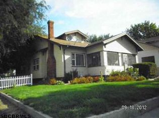 122 W 9th St, Bayard, NE 69334