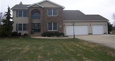 2nd image of 3851 Silver Fox Dr