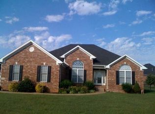 359 Birdie Ave, Bowling Green, KY 42104