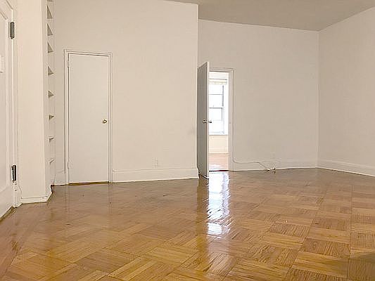 1st image of 57 W 58th St APT 7F