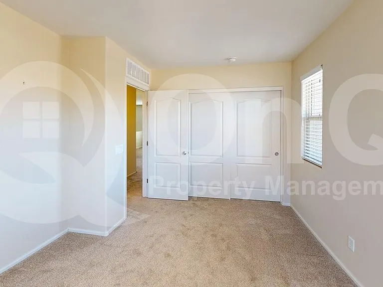 10821 W Elm St — Photo 14
