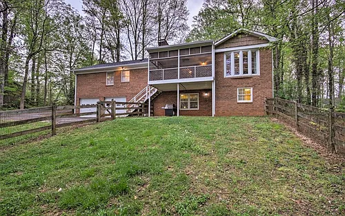 7850 Beech Forest Rd Photo 1