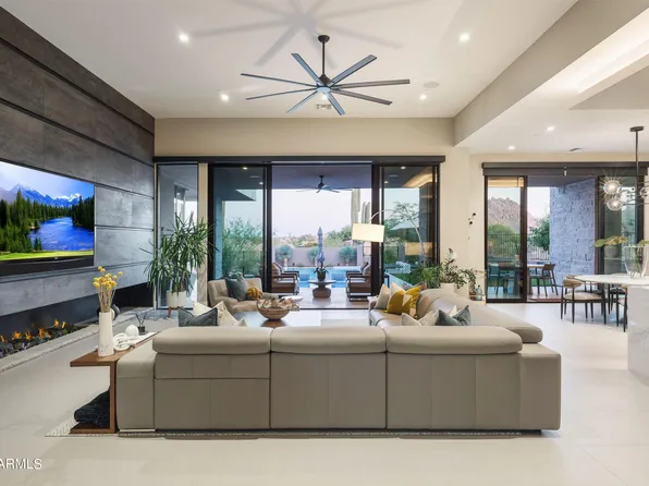 10617 E GREYTHORN Drive, Scottsdale, AZ 85262